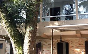 Charming Home 2 Min. From Barigui Park